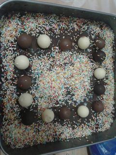 Una foto de Tarta de galletas, flan y chocolate