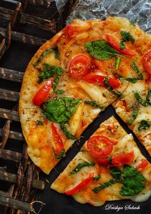 A picture of Chapati Pizza.