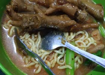 Resep Mudah Mie Ayam Ceker Lunak &amp;amp; Jamur Enak Sempurna