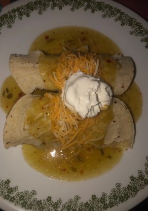 A picture of Tijuanas enchiladas.