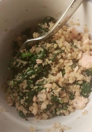Una foto de Quinoa con atún y espinacas 💃
