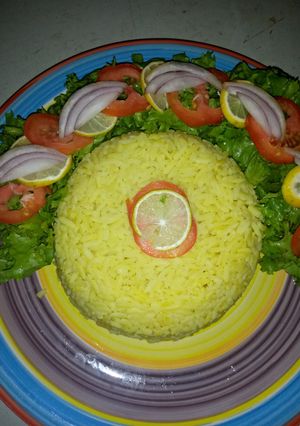 A picture of Shinkafa da hadin salad.