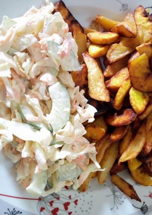 A picture of Chips and salad.