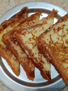 ஃப்ரென்ச் டோஸ்ட்(French toast recipe in tamil) செய்முறை முக்கிய புகைப்படம்