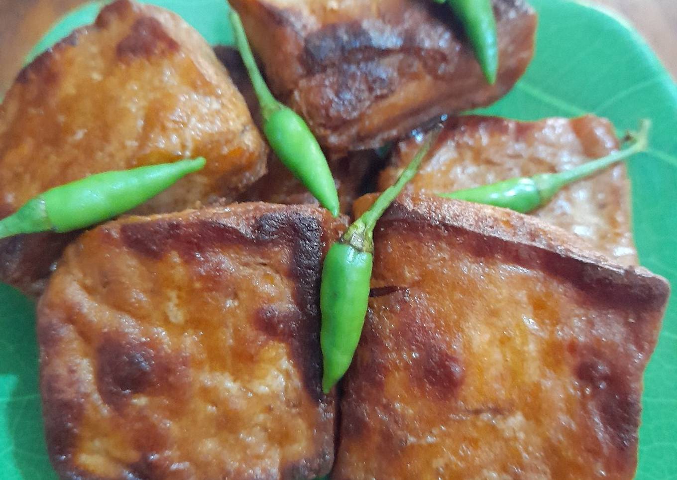 Tahu bacem
