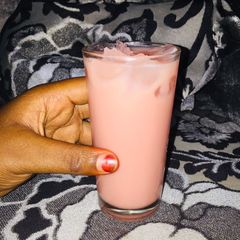 A picture of Water melon smoothy.
