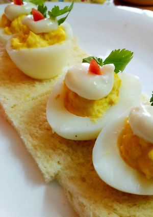A picture of Mayo Chicken Deviled Eggs.