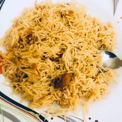 A picture of Kashmiri pulao.