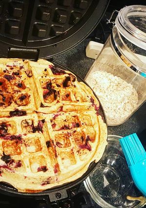 Una foto de Waffles de avena y blueberries
