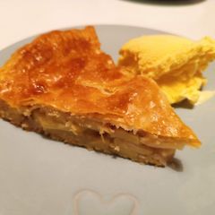 A picture of Irish Apple Tart.