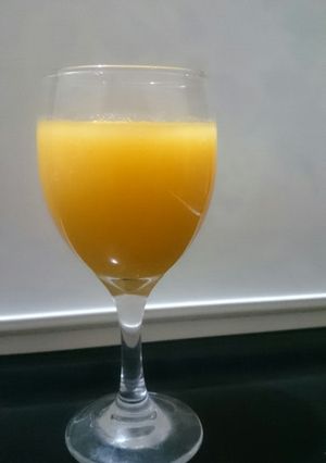 A picture of Pineapple mango juice.