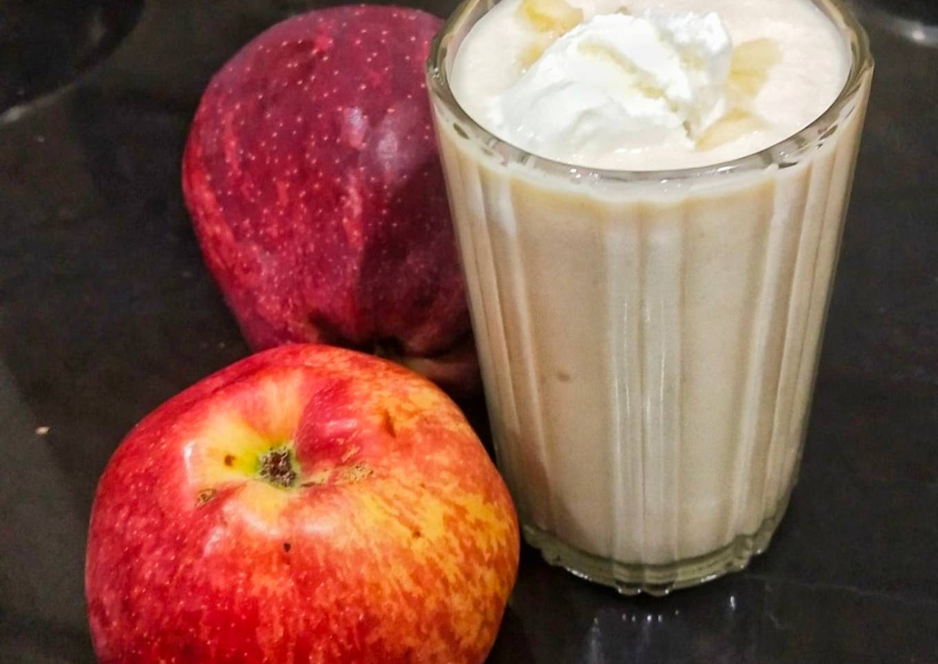 Apple Milkshake