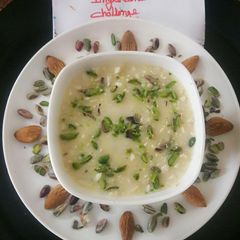 A picture of Apple kheer.