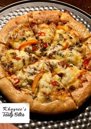 A picture of Cheese Bust pizza 🍕.