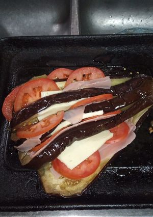 Una foto de Berenjena rellena
