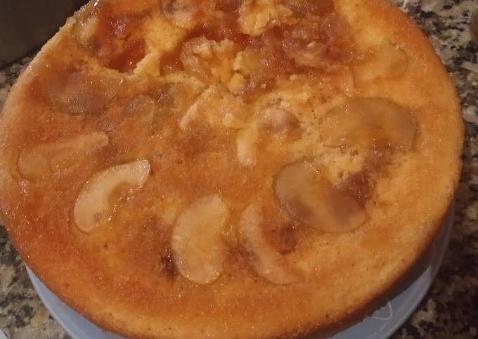 Torta de manzanas súper húmeda Receta de Natalia Gomez- Cookpad