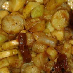 A picture of Sweet potato and mix fruit chaat.