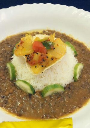 A picture of Masoor ke daal chawal.