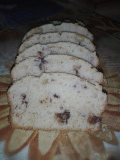 Una foto de Budín clásico de vainilla con chips de chocolate 😍