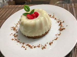 Una foto de Flan de Chirimoya