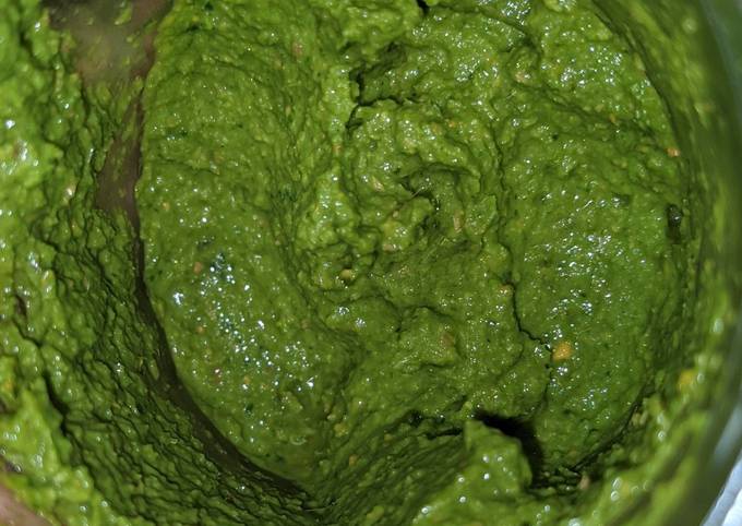 Step-by-Step Guide to Prepare Homemade Kale Pesto