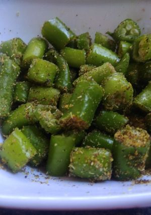 हरी मिर्ची (Hari mirchi recipe in Hindi) रेसिपी मुख्य फोटो
