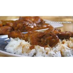 A picture of Caramelized Chicken Adobo.