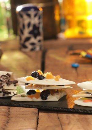 A picture of White chocolate bark.