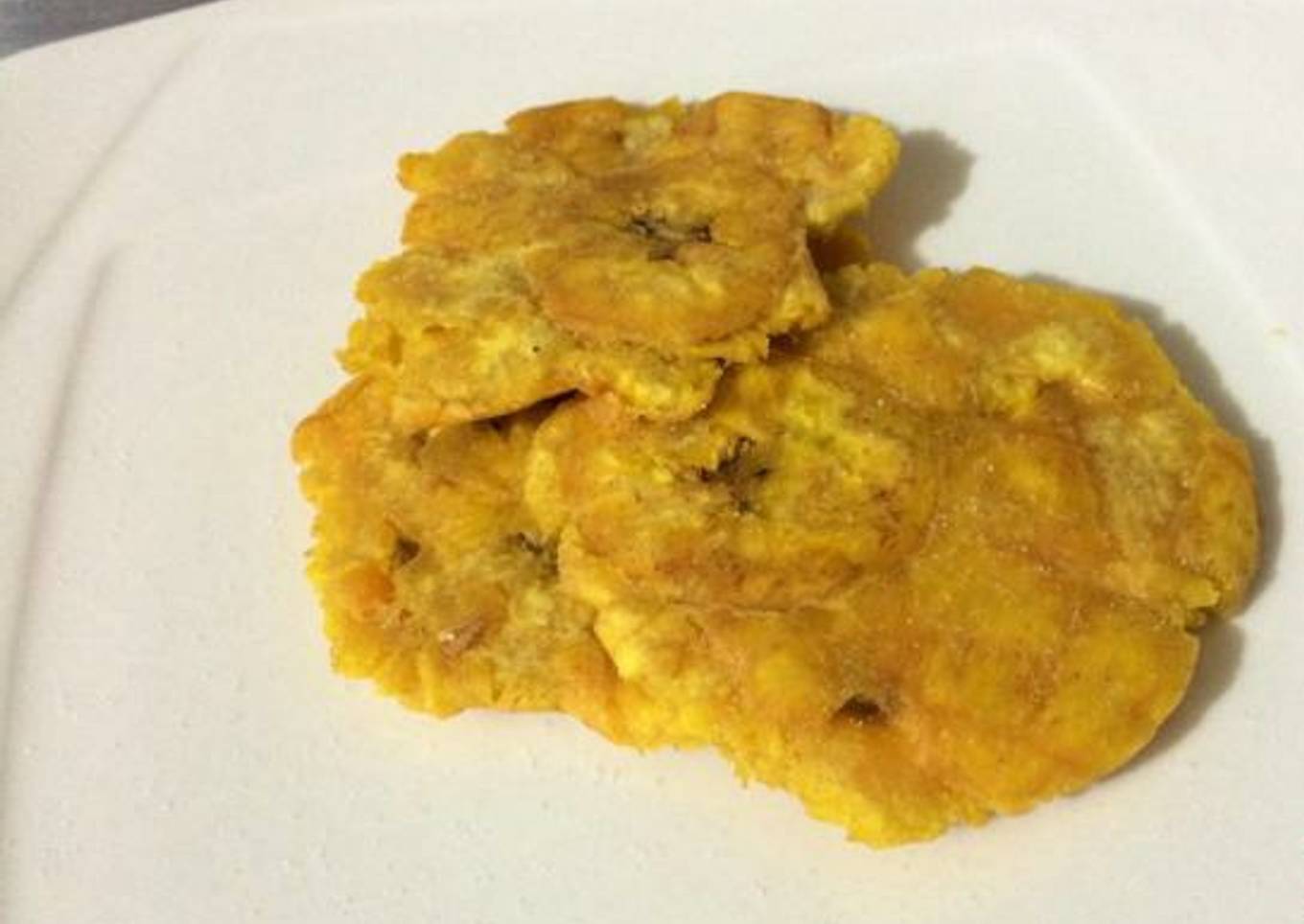 Tostones de plátano verde
