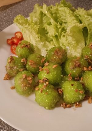 รูปของ สาคูไส้หมู (แบบต้ม) Thai pork and sago dumplings (saku sai moo)