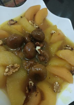 صورة لوصفة طاجين التفاح والسفرجل الحلو