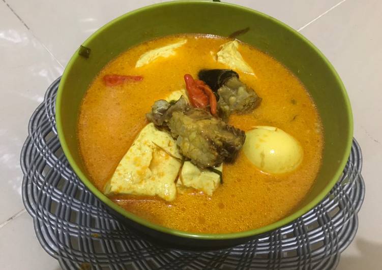 Kuah Santan Ikan Pari (Pe) dengan telor dan tahu ????????