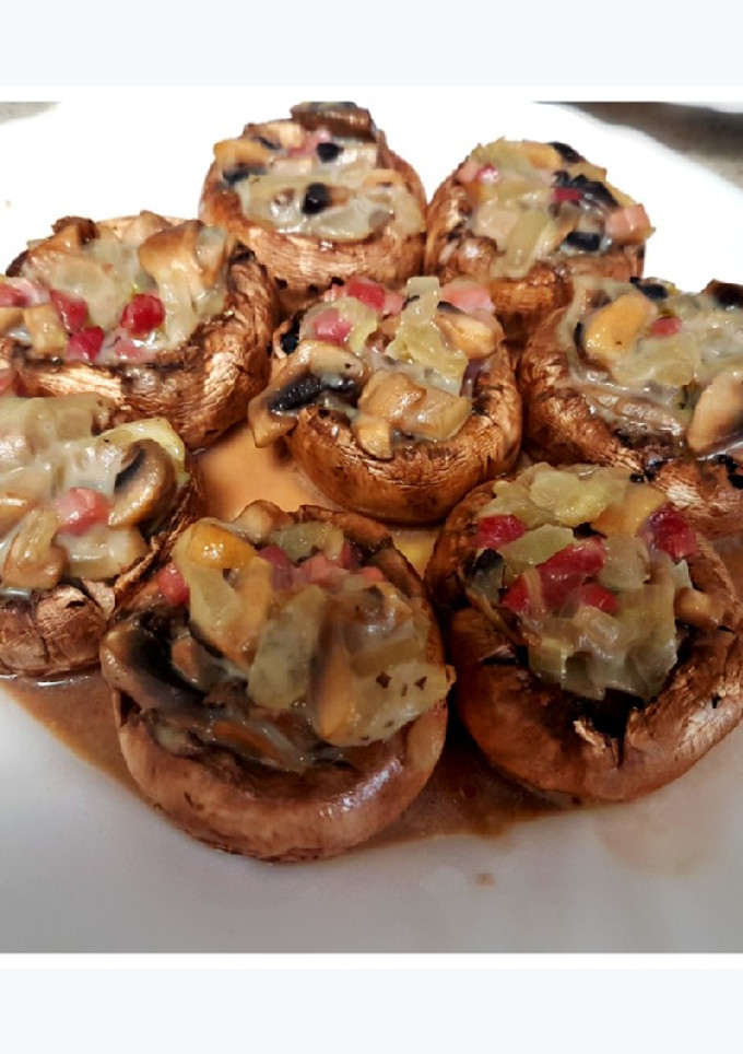 Una foto de Champiñones rellenos