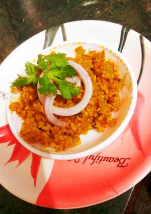 A picture of Spicy Soyabhurzi.