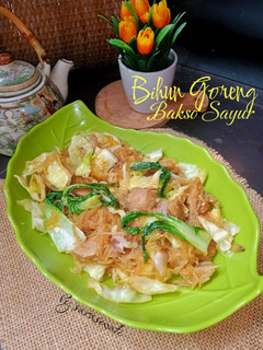 Foto resep Bihun Goreng Bakso Sayur