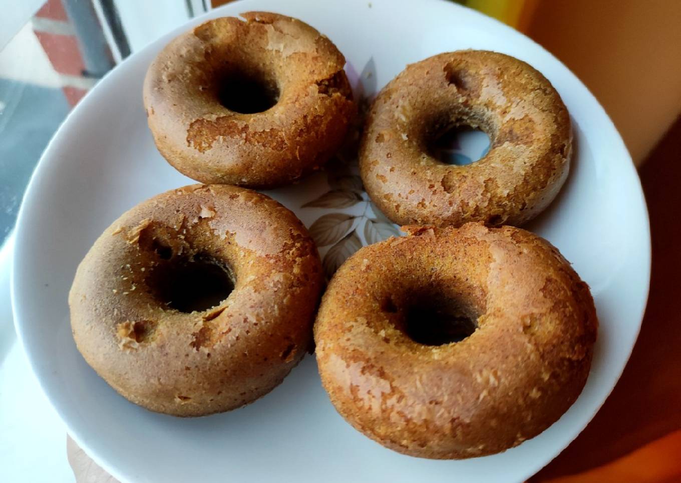 Donuts de calabaza y espelta integral esponjosos sin azúcar