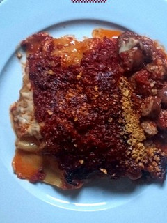 Una foto de Lasaña de salchichas con 3 quesos