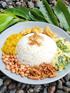 Foto resep Nasi Uduk Magic Com