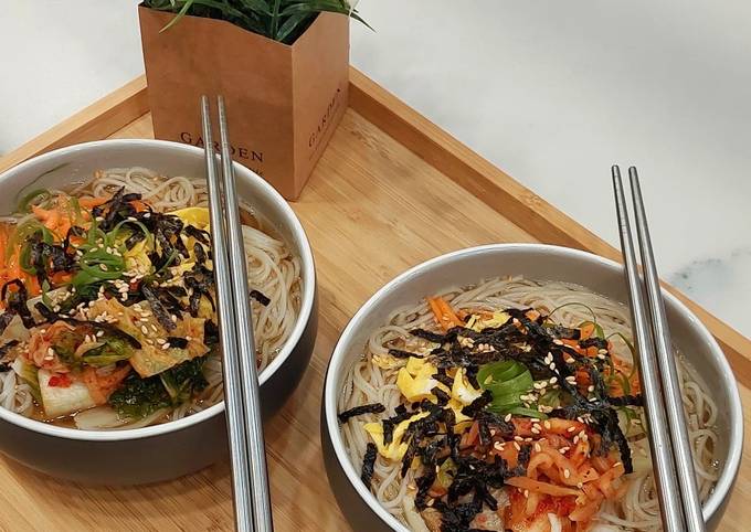 Resep 🇰🇷 JANCHI GUKSU / 잔치국수 🇰🇷 oleh Maidy - Cookpad