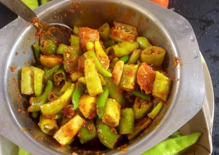 Simple Way to Make Super Quick Homemade Green Chilli Pickle