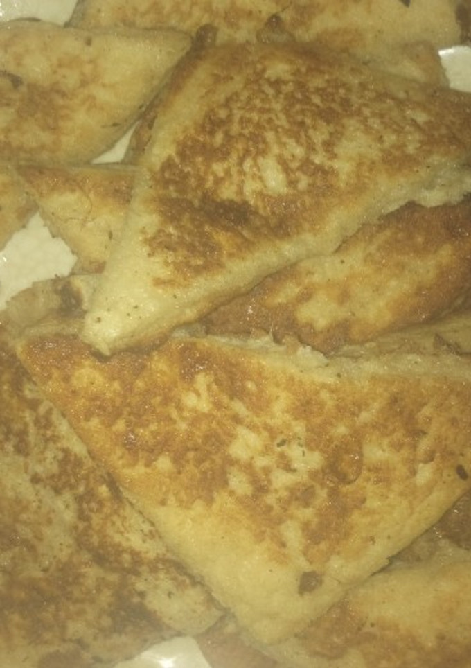 A picture of Bread toast.