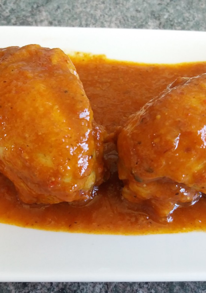 Una foto de Muslos de pollo a la paisana🍗🍗