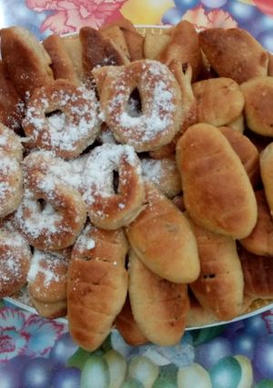صورة لوصفة قراقيش بالعجوه للفطور والعشاء يقدم معها شاي بلبن