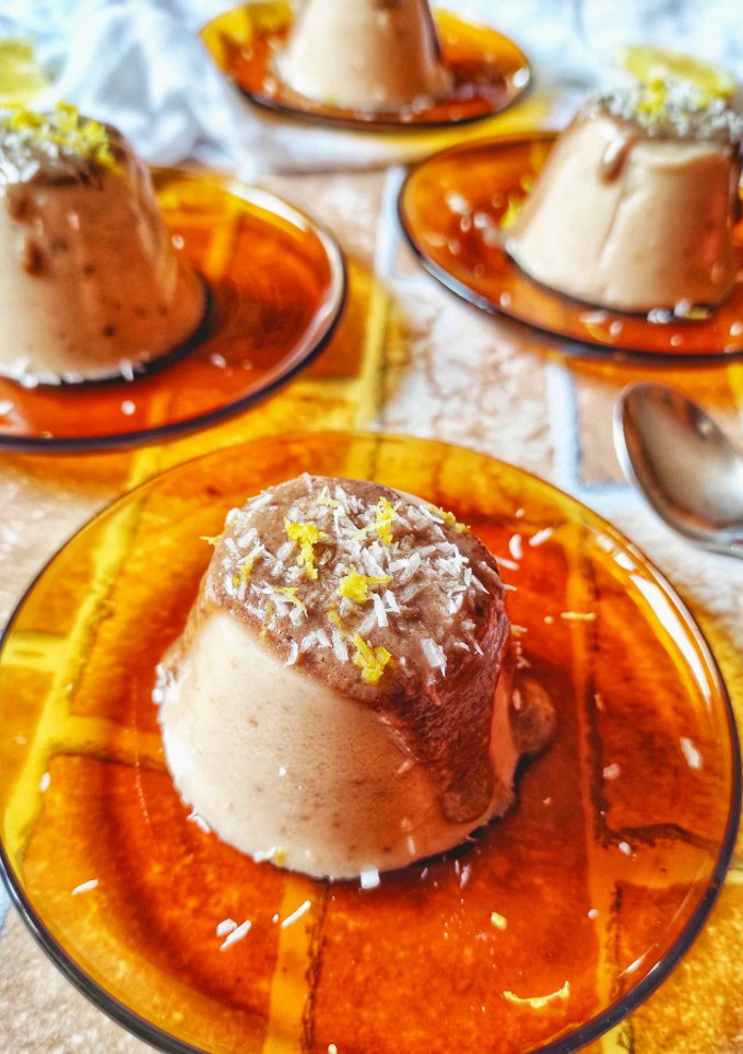 Una foto de 🍮FLAN DE COCO Y LIMÓN🍮