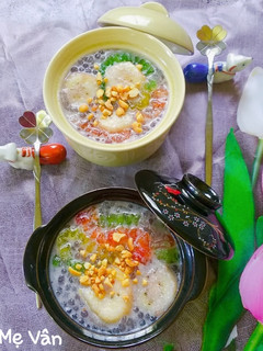 Hình của món Chè chuối,bột báng màu hoa đậu biếc,bột khoai.
