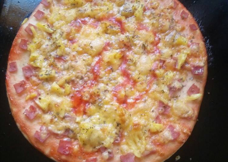 Simple Way to Prepare Quick Hawaiian pizza