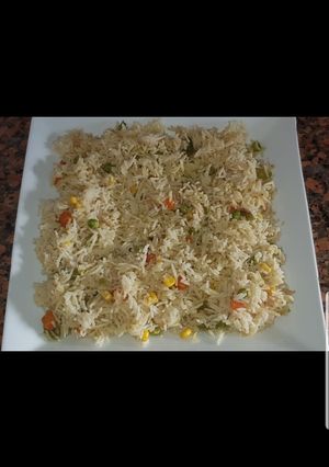 صورة لوصفة أرز أبيض بالخضار