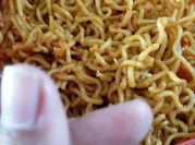 Gambar tumis mie burung dara pedas