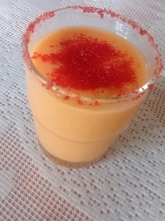 Una foto de Smoothie de mango 💛🍹