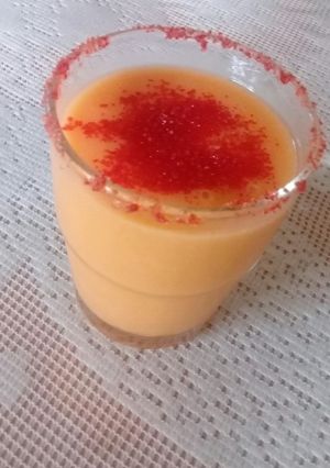 Una foto de Smoothie de mango 💛🍹